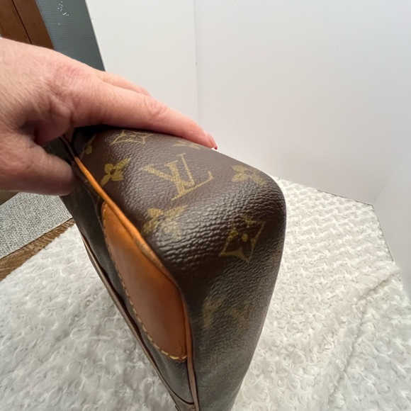 Louis Vuitton Briefcase/Porte strap lock&key - Picture 6 of 16